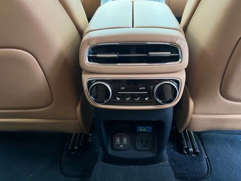 Used 2024 Genesis GV80 3.5T Advanced w/ Advanced Package AWD/4WD image 11