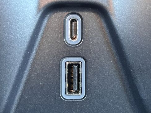 Used 2022 Chevrolet Blazer RS image 37