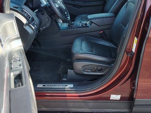 Used 2016 Ford Explorer Sport w/ Equipment Group 401A AWD/4WD image 16