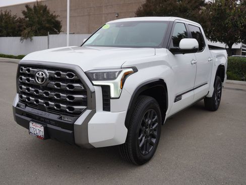 Used 2025 Toyota Tundra Platinum image 8