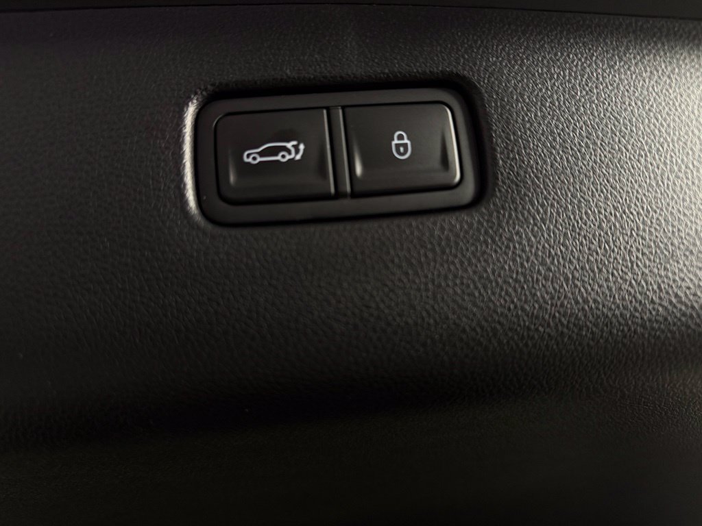 Used 2026 Genesis GV70 3.5T Sport Prestige AWD/4WD image 34