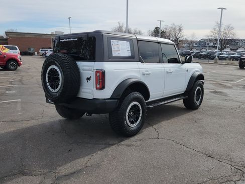 Certified 2022 Ford Bronco Outer Banks w/ Sasquatch Package image 17