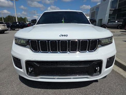 Used 2022 Jeep Grand Cherokee L Overland w/ Luxury Tech Group IV RWD image 2