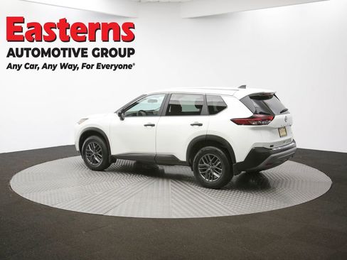 Used 2023 Nissan Rogue S image 62