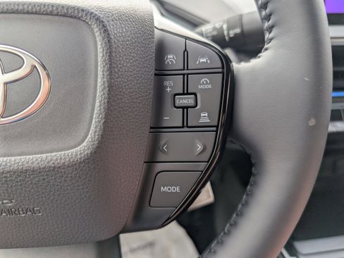 New 2026 Toyota Prius XLE image 22