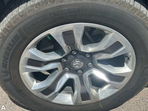 Used 2019 RAM 1500 Limited AWD/4WD image 6