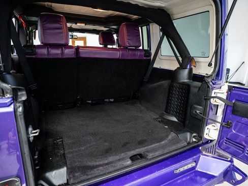 Used 2018 Jeep Wrangler Unlimited Sahara image 55