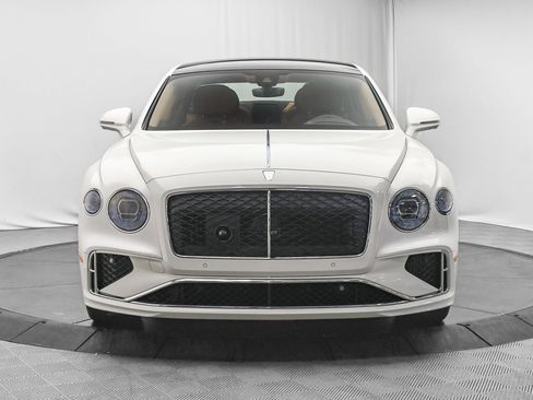 New 2026 Bentley Flying Spur image 7