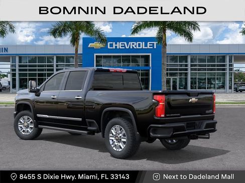 New 2026 Chevrolet Silverado 2500 High Country w/ High Country Premium Package AWD/4WD image 4