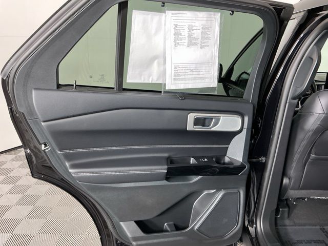 Used 2023 Ford Explorer ST w/ Technology Package AWD/4WD image 27