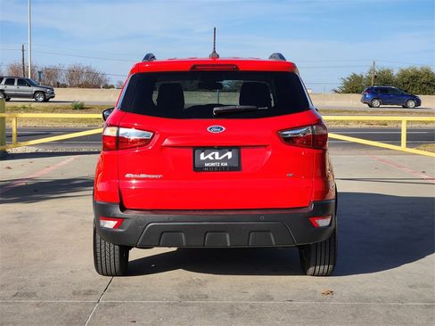 Used 2021 Ford EcoSport SE image 5