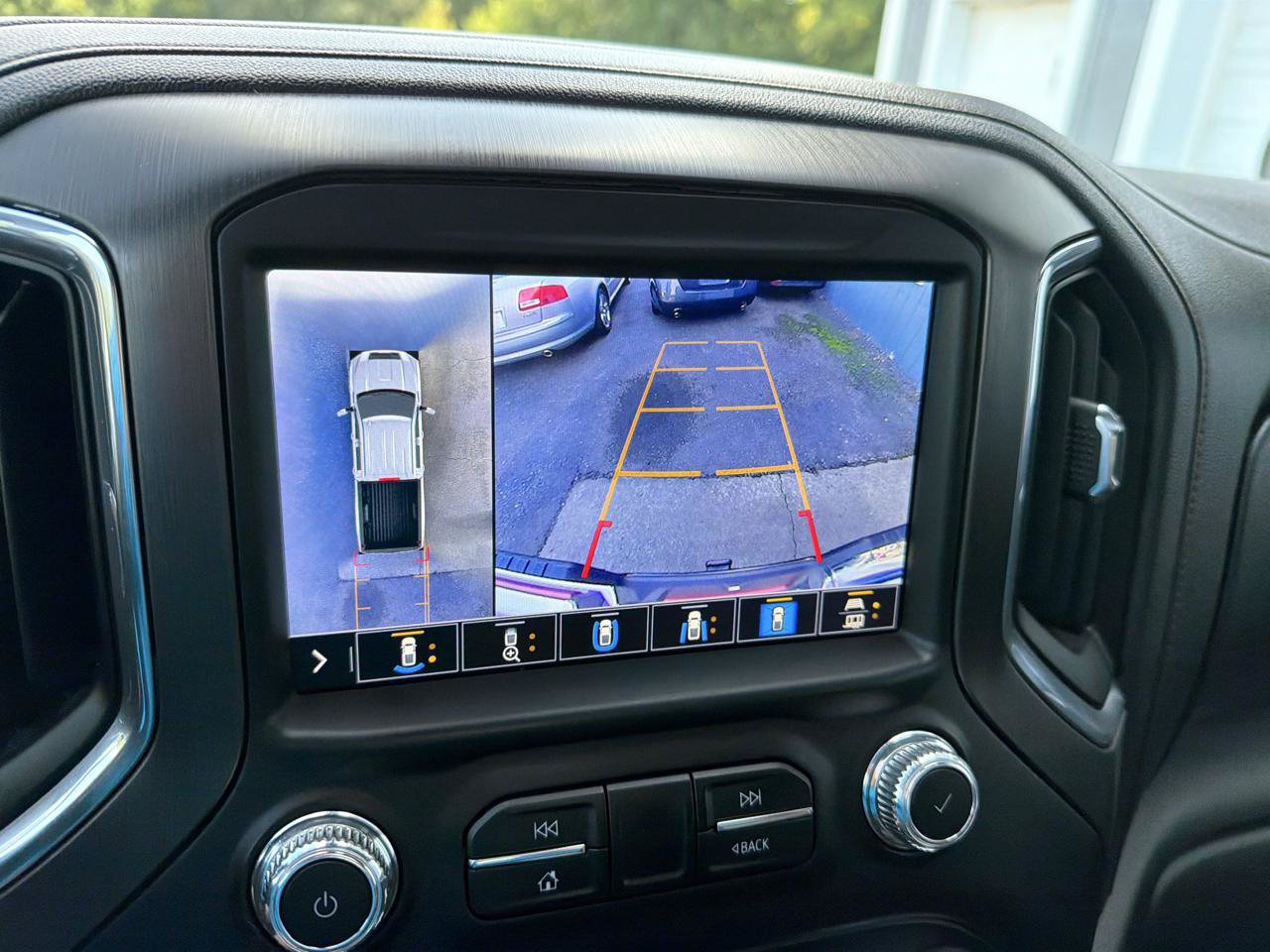 Used 2023 GMC Sierra 2500 AT4 w/ AT4 Premium Plus Package AWD/4WD image 15