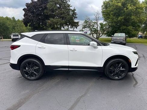 Used 2019 Chevrolet Blazer RS w/ Sun and Wheels Package AWD/4WD image 6