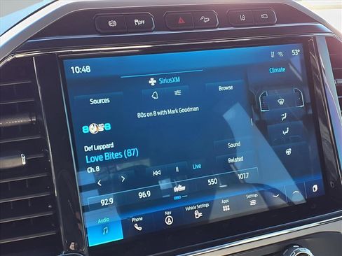 Used 2022 Ford F350 Lariat w/ Chrome Package image 8