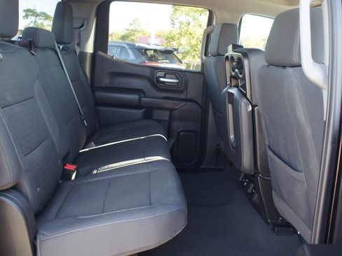 Used 2024 Chevrolet Silverado 1500 Custom image 18