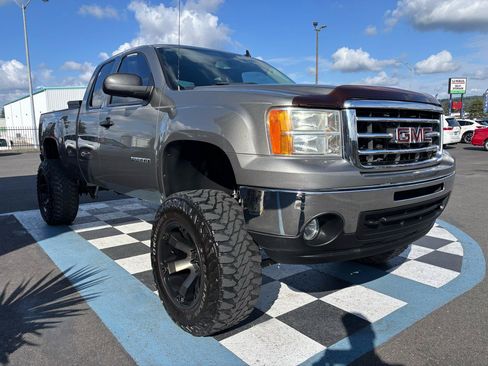 Used 2013 GMC Sierra 1500 SLE w/ Power Tech Package AWD/4WD image 7