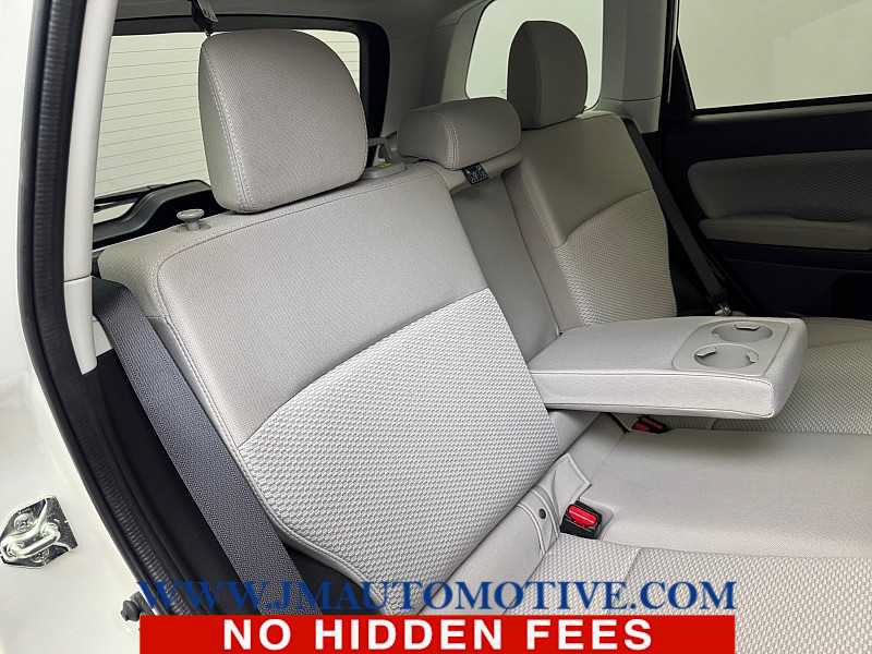 Used 2017 Subaru Forester 2.5i Premium w/ All-Weather Package AWD/4WD image 19