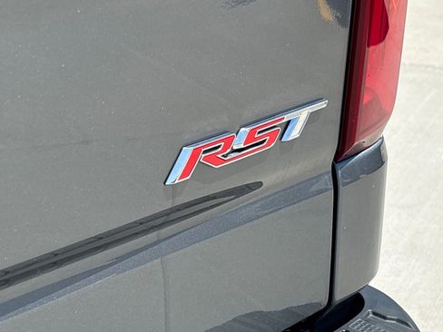 Used 2019 Chevrolet Silverado 1500 RST AWD/4WD image 56