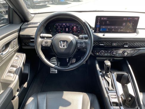 Used 2023 Honda Accord Sport image 8