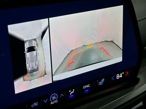 New 2026 Chevrolet Traverse LT w/ Sun and Wheel Package image 25