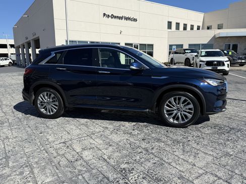 Certified 2024 INFINITI QX50 Luxe image 8