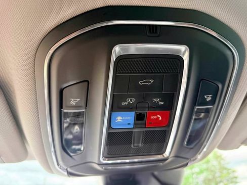 Used 2023 Jeep Grand Cherokee L Limited w/ Trailer Tow Group (B) AWD/4WD image 35
