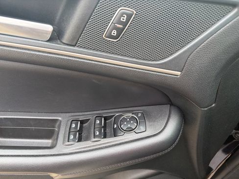 Used 2024 Ford Edge SEL AWD/4WD image 14