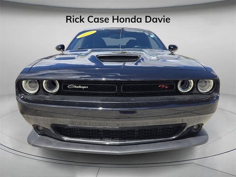 Used 2022 Dodge Challenger R/T Scat Pack w/ Plus Package image 5