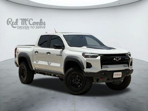 Used 2025 Chevrolet Colorado ZR2 w/ ZR2 Bison Edition AWD/4WD image 1