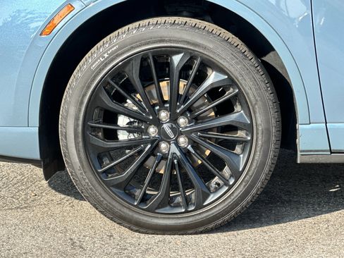 Certified 2024 Lincoln Corsair Reserve w/ Equipment Group 201A image 27