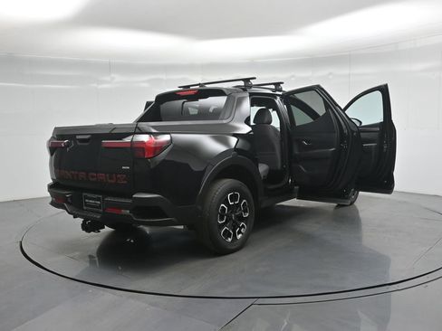 Used 2023 Hyundai Santa Cruz SEL w/ Activity Package image 6