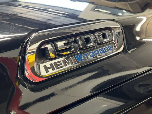 Used 2021 RAM 1500 Big Horn AWD/4WD image 32