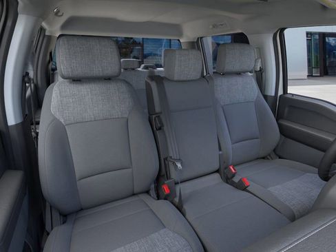 New 2025 Ford F550 4x4 Crew Cab Super Duty image 11