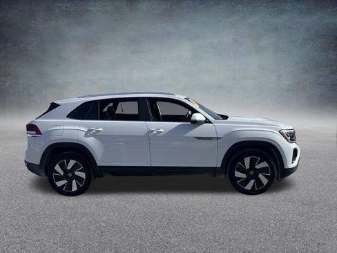 Used 2024 Volkswagen Atlas Cross Sport SE AWD/4WD image 5