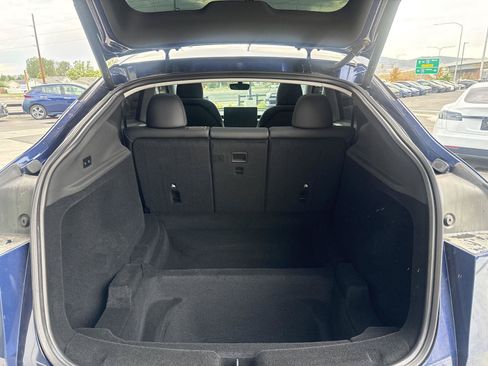 Used 2026 Tesla Model Y Long Range AWD/4WD image 17