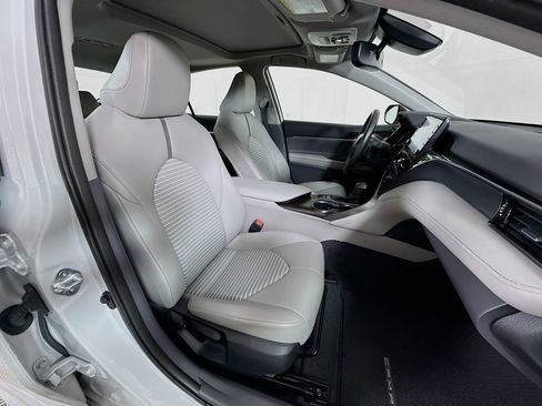 Used 2024 Toyota Camry SE w/ Audio Upgrade Package image 29