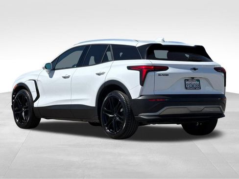 Used 2026 Chevrolet Blazer EV LT w/ LPO, Blackout Package FWD image 3