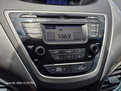 Used 2013 Hyundai Elantra GLS w/ Preferred Pkg FWD image 21