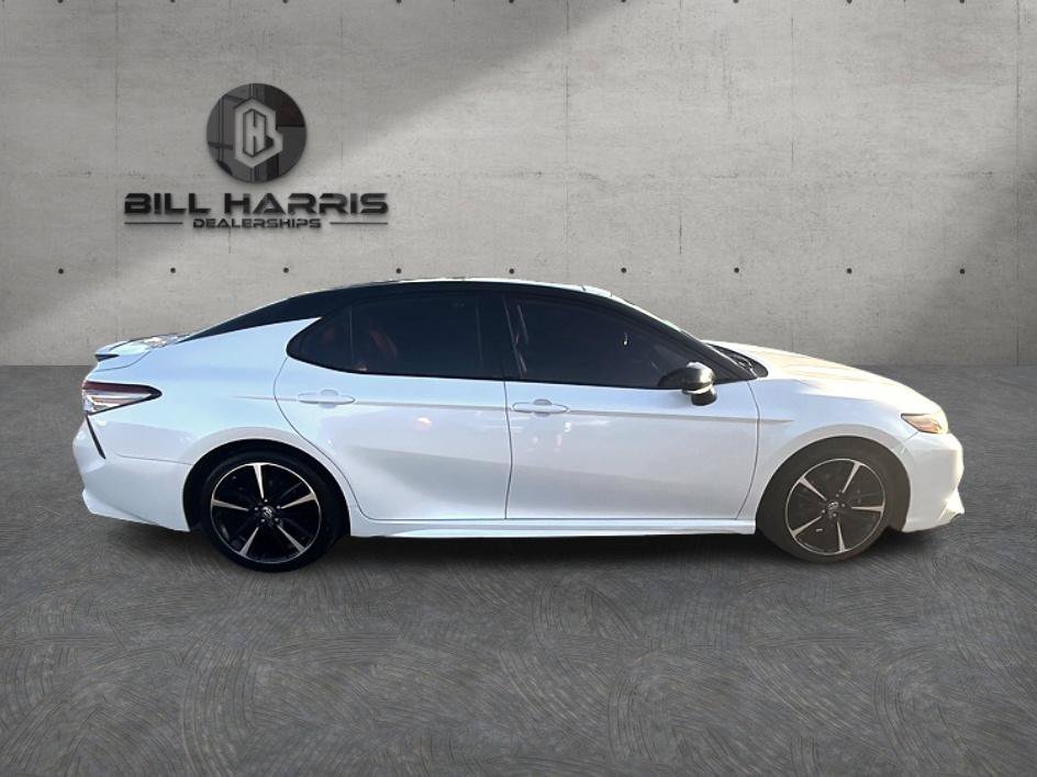 Used 2019 Toyota Camry XSE FWD image 5
