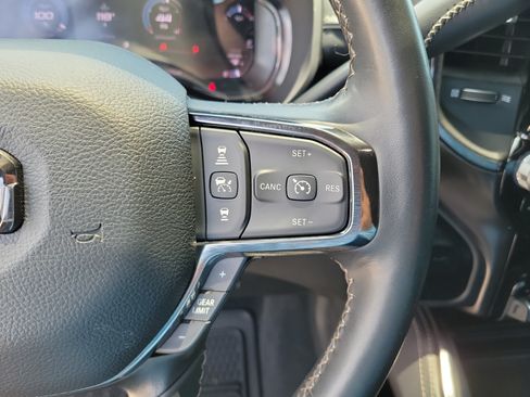 Used 2023 RAM 3500 Limited AWD/4WD image 23