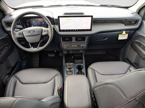 New 2025 Ford Maverick Lariat w/ Black Appearance Package image 15