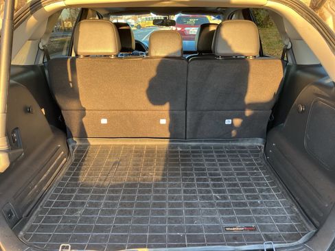 Used 2013 Ford Edge Limited image 18