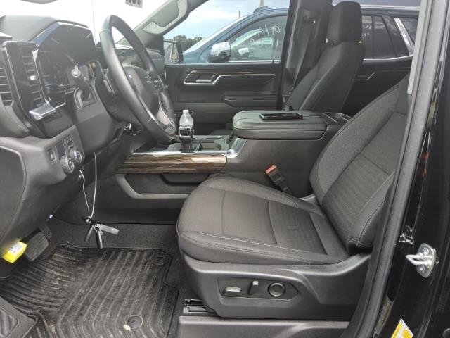 Used 2025 Chevrolet Silverado 1500 RST w/ Convenience Package II RWD image 5