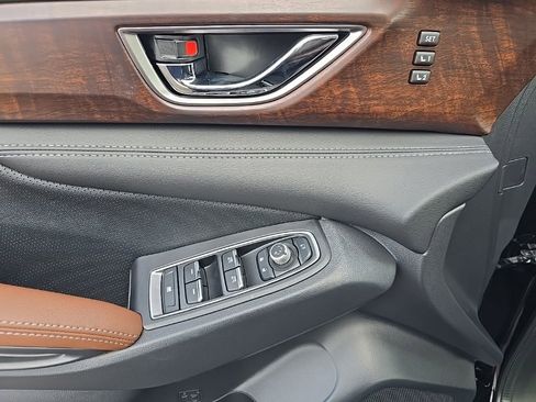 New 2025 Subaru Ascent Touring w/ Popular Package #2 image 18