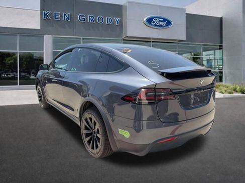 Used 2023 Tesla Model X AWD/4WD image 3