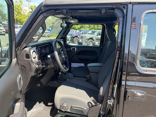 New 2026 Jeep Gladiator Sport AWD/4WD image 15