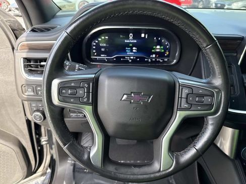 Used 2022 Chevrolet Tahoe Z71 w/ Z71 Off-Road Package AWD/4WD image 50