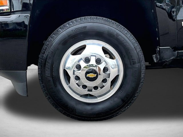 Used 2018 Chevrolet Silverado 3500 High Country w/ Duramax Plus Package AWD/4WD image 10