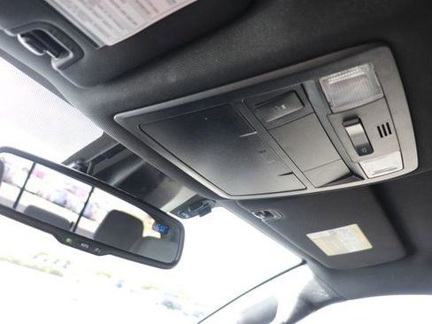 Used 2018 Toyota Tacoma TRD Sport image 23