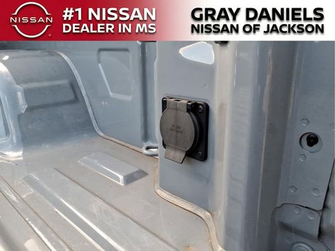 Used 2024 Chevrolet Silverado 1500 LT AWD/4WD image 8